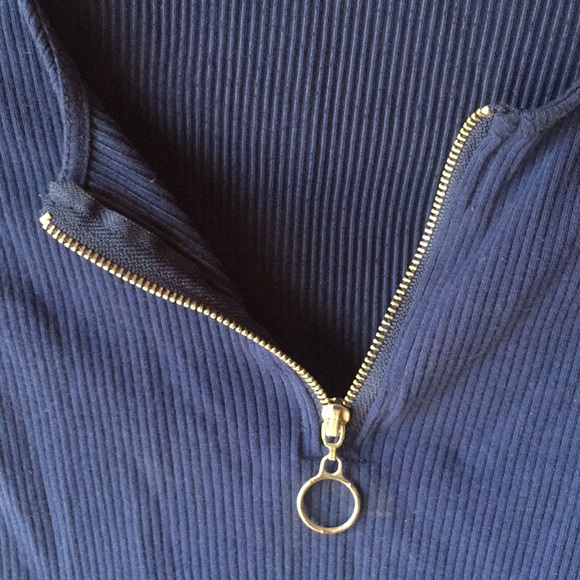 Crop top sweater - Picture 3 of 3